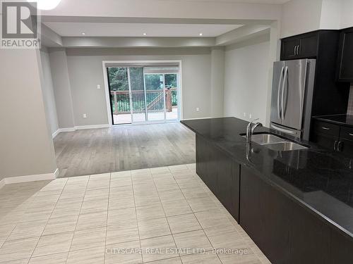 908 Robert Ferrie Drive, Kitchener, ON 