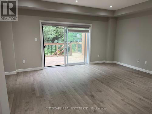 908 Robert Ferrie Drive, Kitchener, ON 