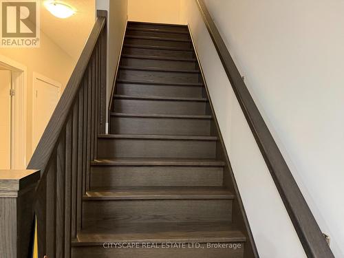 908 Robert Ferrie Drive, Kitchener, ON 