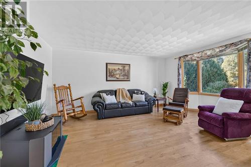 193 Black Lake Road, Lively, ON 