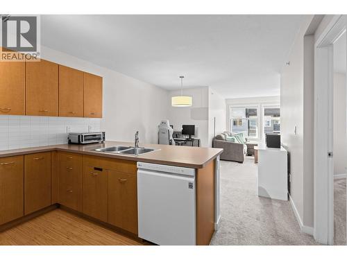 533 Yates Road Unit# 411, Kelowna, BC 