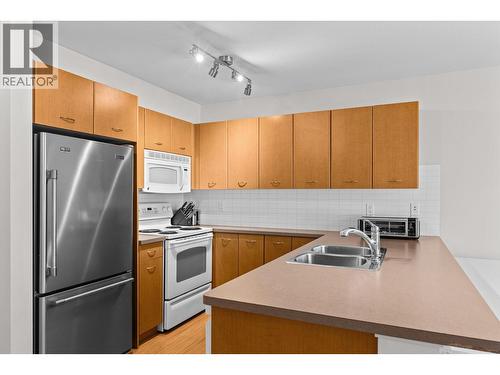 533 Yates Road Unit# 411, Kelowna, BC 