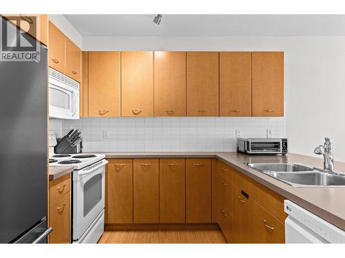 533 Yates Road Unit# 411, Kelowna, BC 