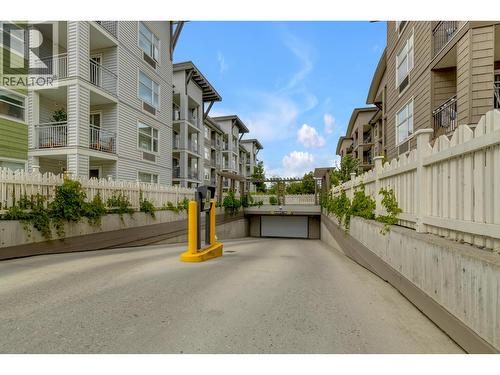 533 Yates Road Unit# 411, Kelowna, BC 