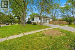 Large mature corner lot with gorgeous trees! - 