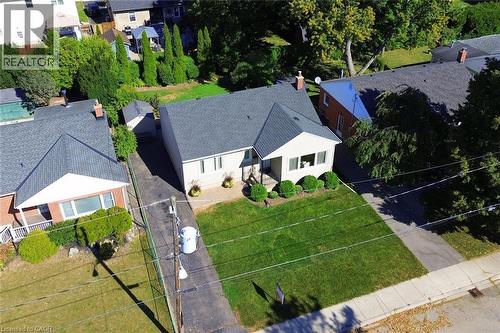 31 Kemp Drive, Hamilton, ON 