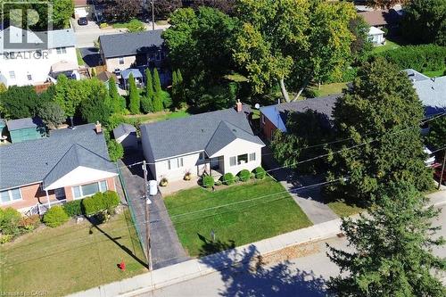 31 Kemp Drive, Hamilton, ON 