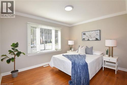 31 Kemp Drive, Hamilton, ON 