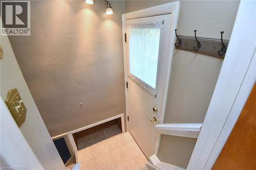 31 Kemp Drive, Hamilton, ON 