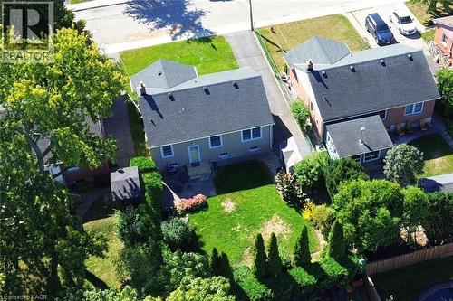 31 Kemp Drive, Hamilton, ON 