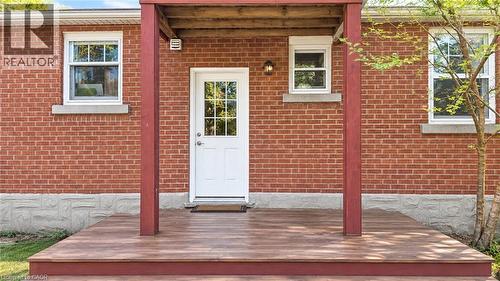 492 COURTLAND Avenue E Unit# LOWER , Kitchener, Ontario N2G 2W7 2