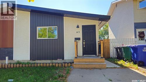 93 Davidson Crescent, Saskatoon, SK 