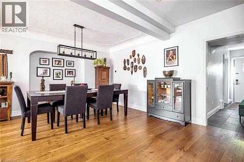 208 Cline Avenue N, Hamilton, ON 