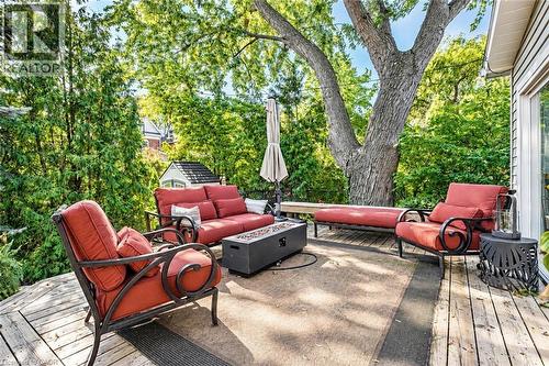208 Cline Avenue N, Hamilton, ON 
