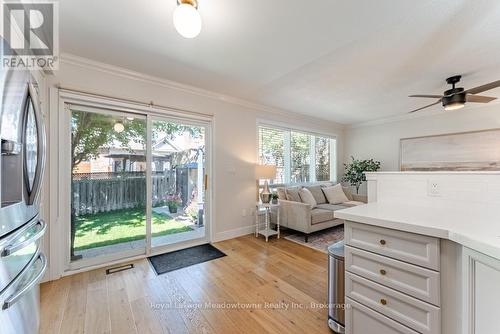 407 Baverstock Crescent, Milton (Cl Clarke), ON 