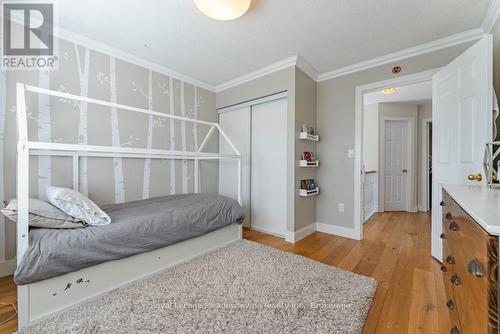 407 Baverstock Crescent, Milton (Cl Clarke), ON 