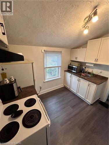 557 STIRLING Avenue S Unit# Upper , Kitchener, Ontario N2M 3J5 5