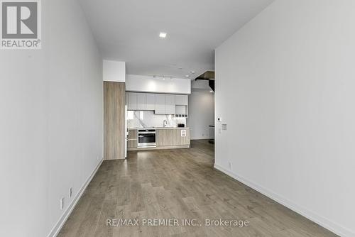 Th17 - 7 Buttermill Avenue, Vaughan, ON 