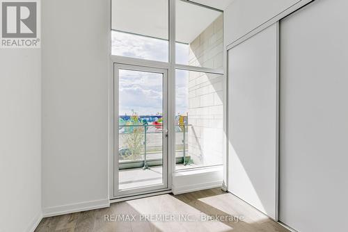 Th17 - 7 Buttermill Avenue, Vaughan, ON 