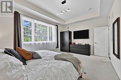 Large Bright Windows - 20 Birkdale Place, Newmarket, ON 