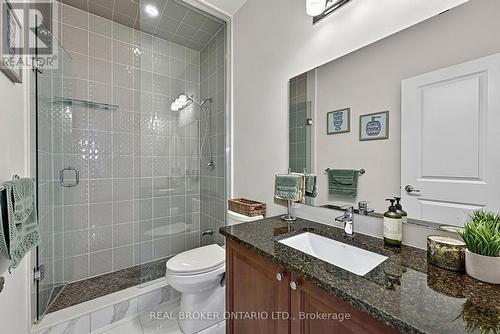 Main 3 Piece Bathroom - 20 Birkdale Place, Newmarket, ON 