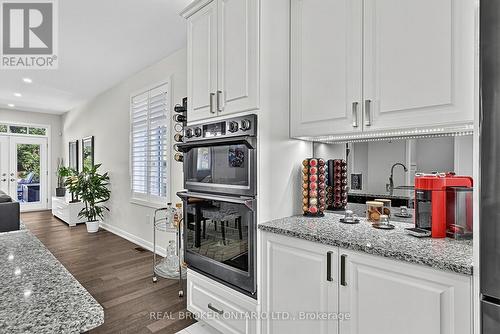 Double Wall Oven - 20 Birkdale Place, Newmarket, ON 