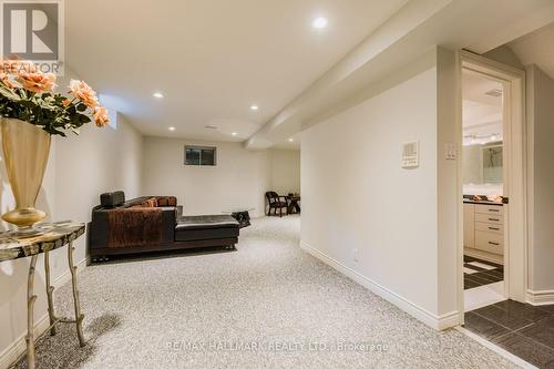 106 Larratt Lane, Richmond Hill, ON 