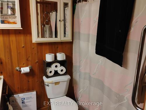 Four-piece bathroom - 4044 Bayview Avenue, Ramara, ON 