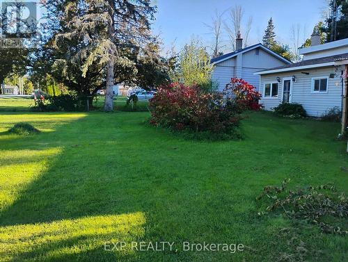 Lawn - 4044 Bayview Avenue, Ramara, ON 