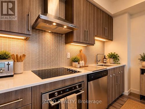 201 - 2093 FAIRVIEW STREET , Burlington, Ontario L7R 0B4 2
