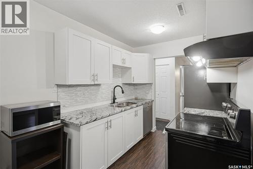 204 208 Saskatchewan Crescent E, Saskatoon, SK 