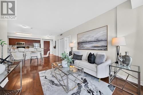 Living room toward dining and kitchen - 1405 - 200 Rideau Street, Ottawa, ON 