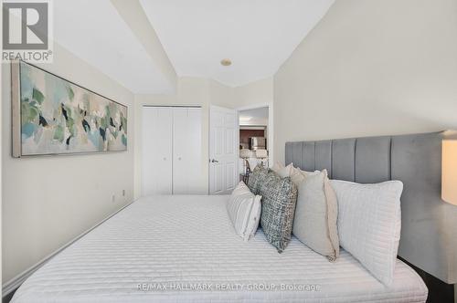 Second bedroom - reverse view - 1405 - 200 Rideau Street, Ottawa, ON 