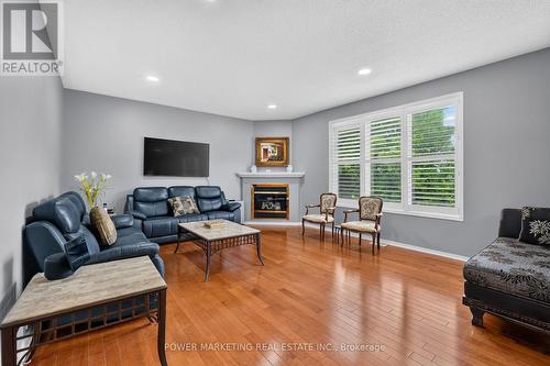 2165 Blue Willow Crescent, Ottawa, ON 