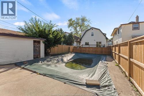 930 Elsmere Ave, Windsor, ON 