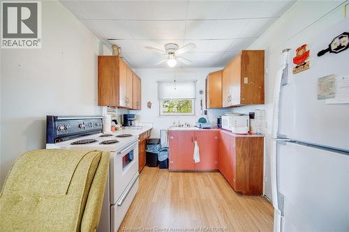 845 Erie Blue, Essex, ON 