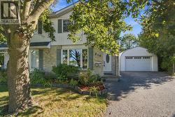 814 CAVAN COURT Oshawa (Vanier), ON L1J 7B8