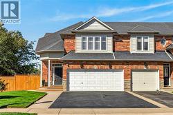 85 BENZIGER Lane  Stoney Creek, ON L8E 6G5