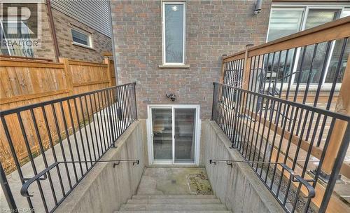 6045 ERNEST Crescent Unit# BMST , Niagara Falls, Ontario L2H 0H8 2