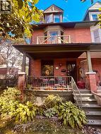 133 HAMPTON AVENUE Toronto, ON M4K 2Z2