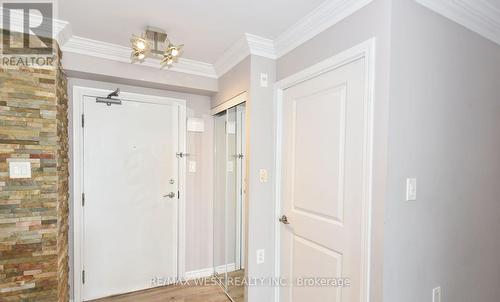 705 - 920 SHEPPARD AVENUE W , Toronto, Ontario M3H 0A2 5