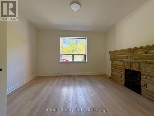 MAIN FLOOR - 1373 DAVENPORT ROAD , Toronto, Ontario M6H 2H5 4