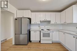B - 1132 CLYDE AVENUE Ottawa, ON K2C 1Y2