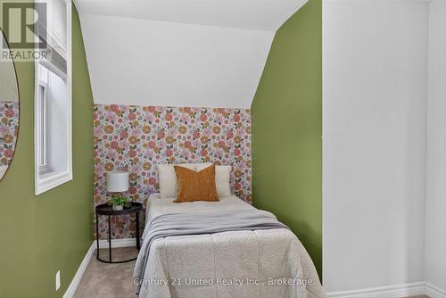 4 Bertie Street, Kawartha Lakes (Lindsay), ON 
