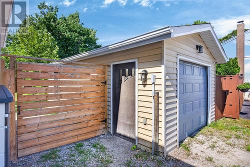 4 Bertie Street, Kawartha Lakes (Lindsay), ON 