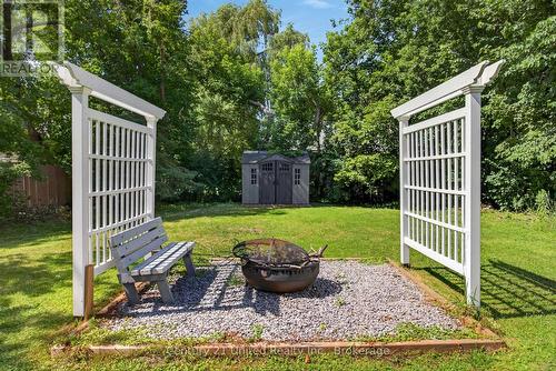 4 Bertie Street, Kawartha Lakes (Lindsay), ON 