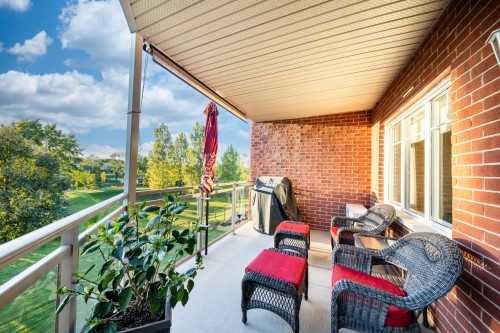 Balcon - 5-5715 Rue Condor, Brossard, QC 