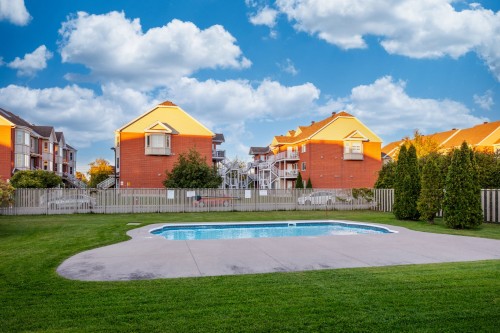 Piscine - 5-5715 Rue Condor, Brossard, QC 