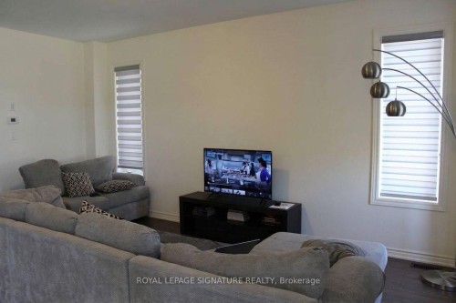 885 Rexton Drive , Oshawa, ON L1H 8L7 3