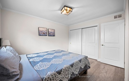 17 Wendakee Drive, Hamilton, ON 